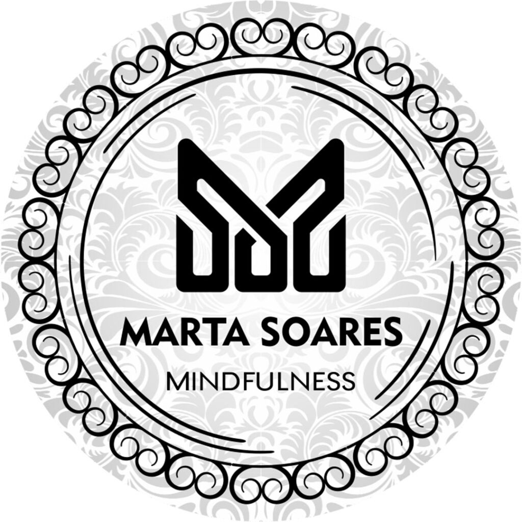 Marta Soares Logotipo fundo branco com detalhes